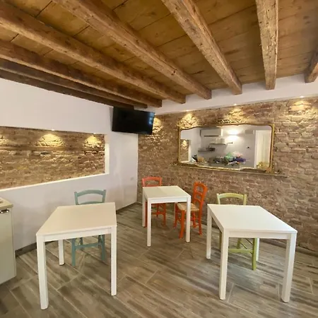 Incalle Bed and Breakfast Κιότζα